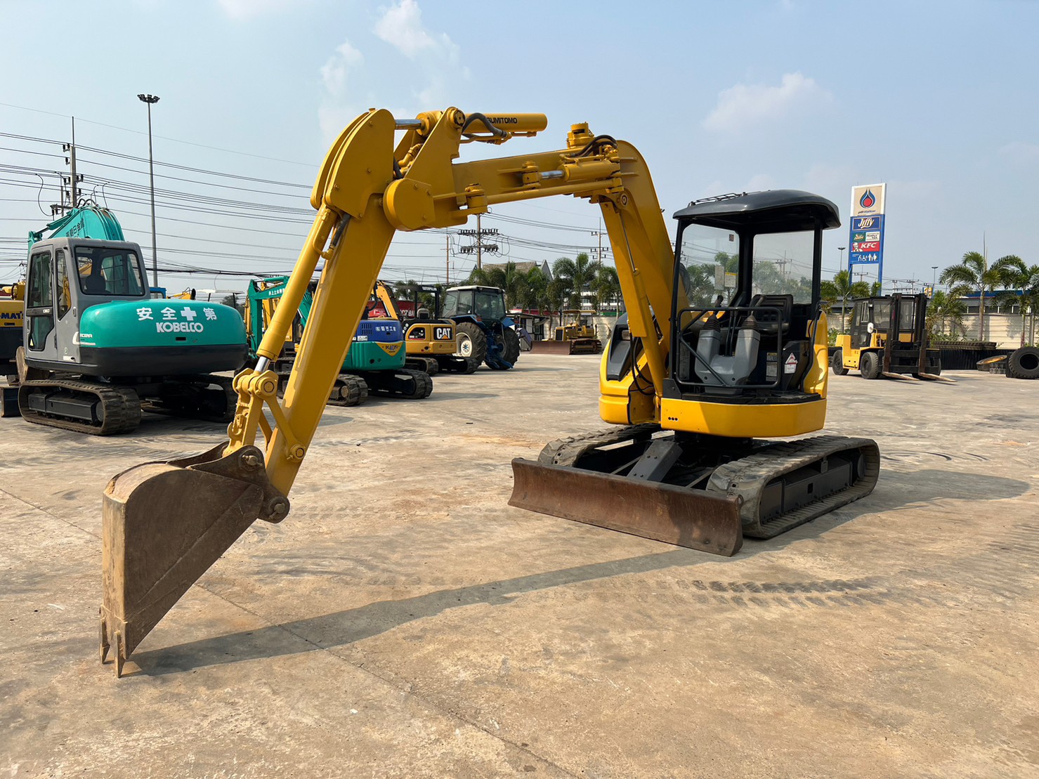 SUMITOMO SH55U-2 นำเข้าจากญี่ปุ่น สภาพพร้อมใช้งาน LINE ID @sangenjp www.sangenjp.com www.nmc99.com SUMITOMO SH55U-2 นำเข้าจากญี่ปุ่น สภาพพร้อมใช้งาน LINE ID @sangenjp www.sangenjp.com www.nmc99.com