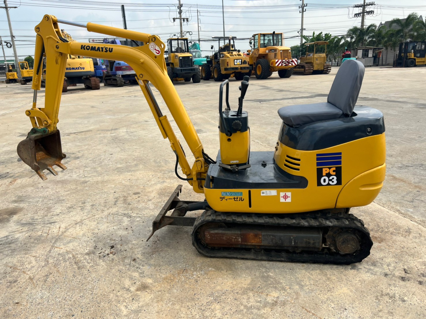 Komatsu PC03-2 นำเข้าจากญี่ปุ่น สภาพพร้อมใช้งาน LINE ID @sangenjp www.sangenjp.com www.nmc99.com