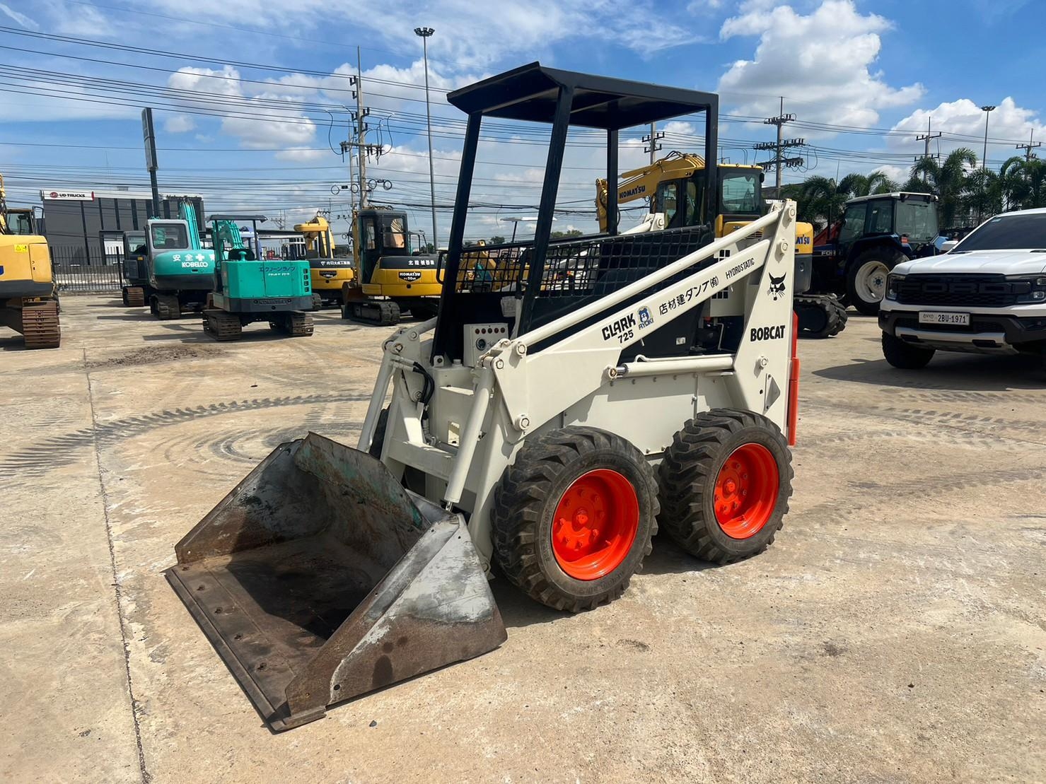 BOBCAT725 นำเข้าจากญี่ปุ่น สภาพพร้อมใช้งาน LINE @sangenjp www.sangenjp.com www.nmc99.com BOBCAT725 นำเข้าจากญี่ปุ่น สภาพพร้อมใช้งาน LINE @sangenjp www.sangenjp.com www.nmc99.com