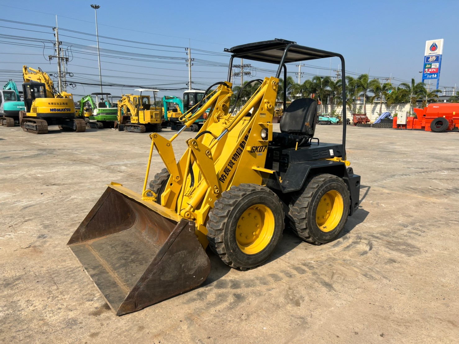 Komatsu SK07 นำเข้าจากญี่ปุ่น สภาพพร้อมใช้งาน LINE ID @sangenjp www.sangenjp.com www.nmc99.com