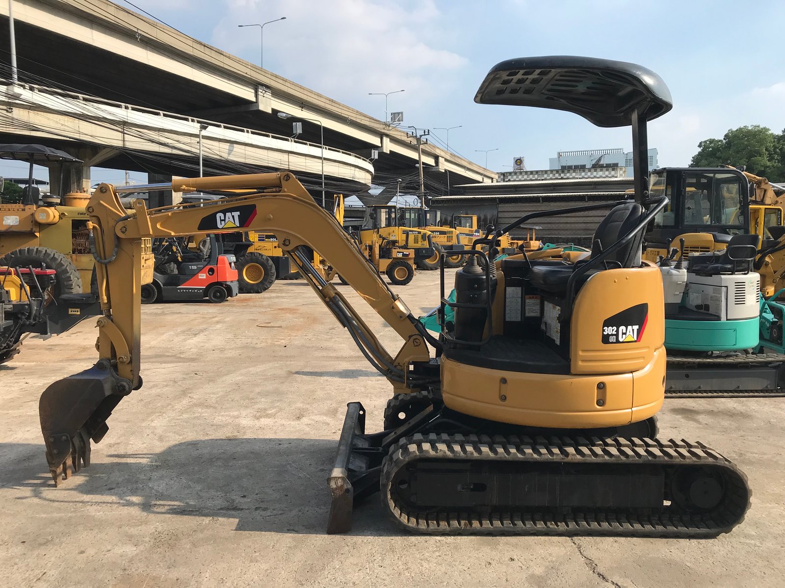 CAT MM20CR นำเข้าจากญี่ปุ่น สภาพพร้อมใช้งาน สนใจโทร. 089-0050007 คุณชญานิน หรือ Add LINE ID @sangenj