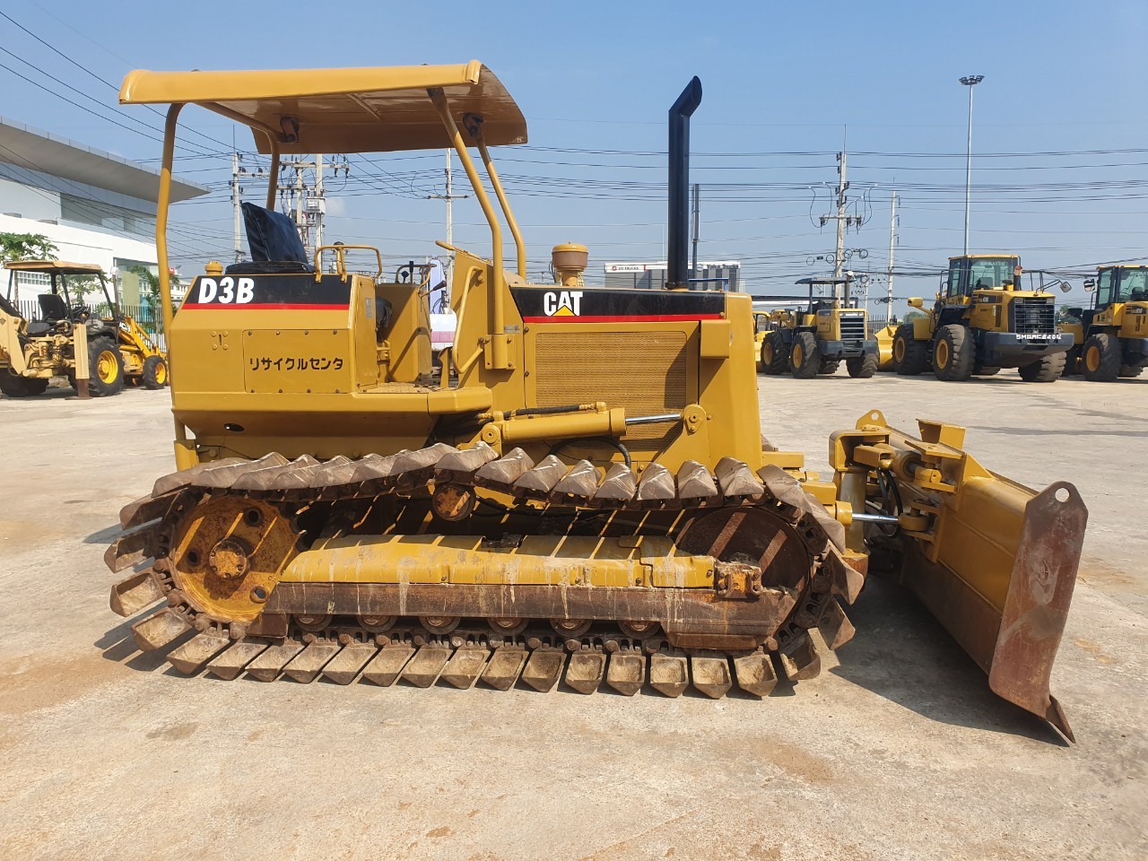CAT D3B นำเข้าจากญี่ปุ่น สภาพพร้อมใช้งาน CAT D3B นำเข้าจากญี่ปุ่น สภาพพร้อมใช้งาน