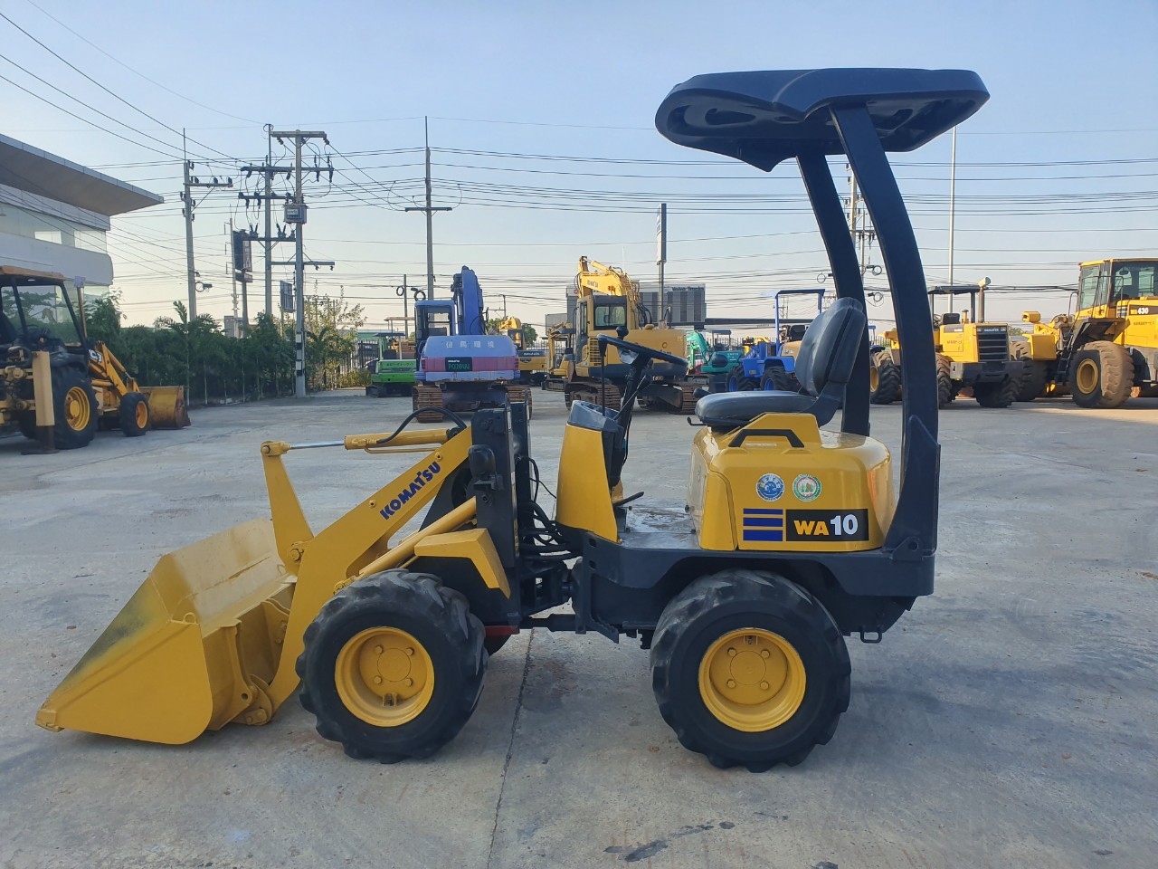 Komatsu WA10-6 นำเข้าจากญี่ปุ่น สภาพพร้อมใช้งาน LINE ID @sangenjp www.sangenjp.com www.nmc99.com