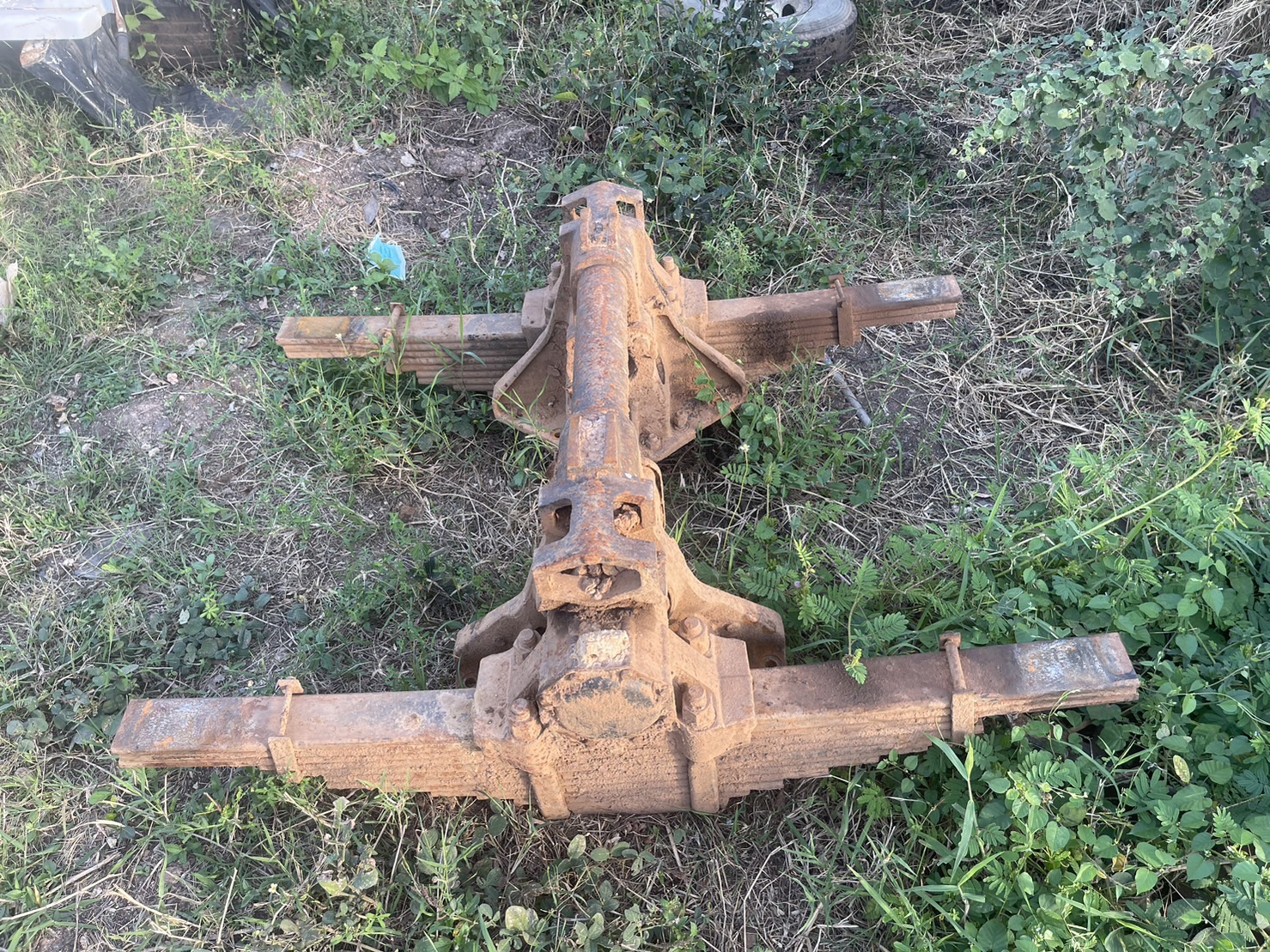 แท่นโบกี้ แหนบ มิตชู 527 โบ 22000 บาท พร้อมใช้งาน