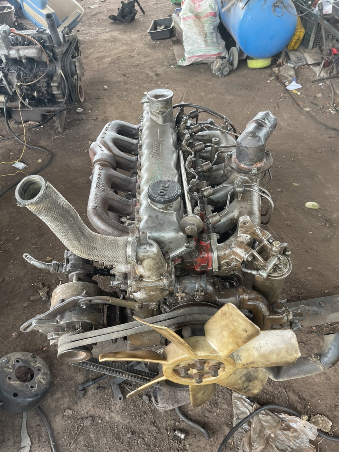 เครื่อง EH700 168 แรงม้า