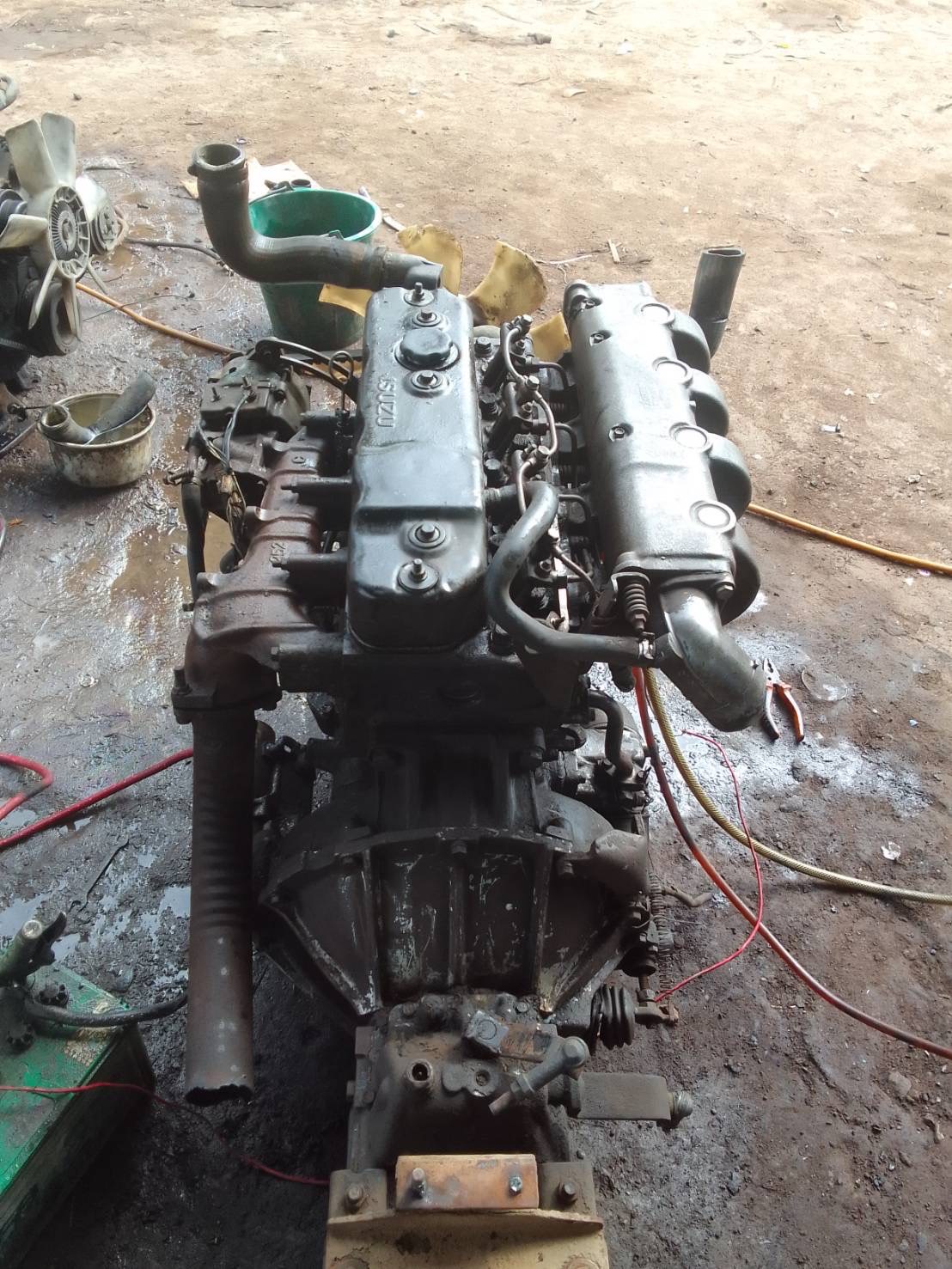 เครื่อง 4BE1 110แรงม้า 40000 บาท พร้อมเกียร์