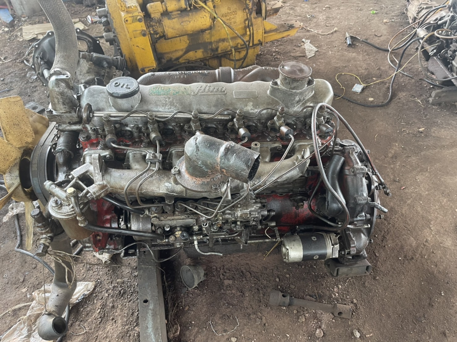 เครื่อง EH700 168 แรงม้า