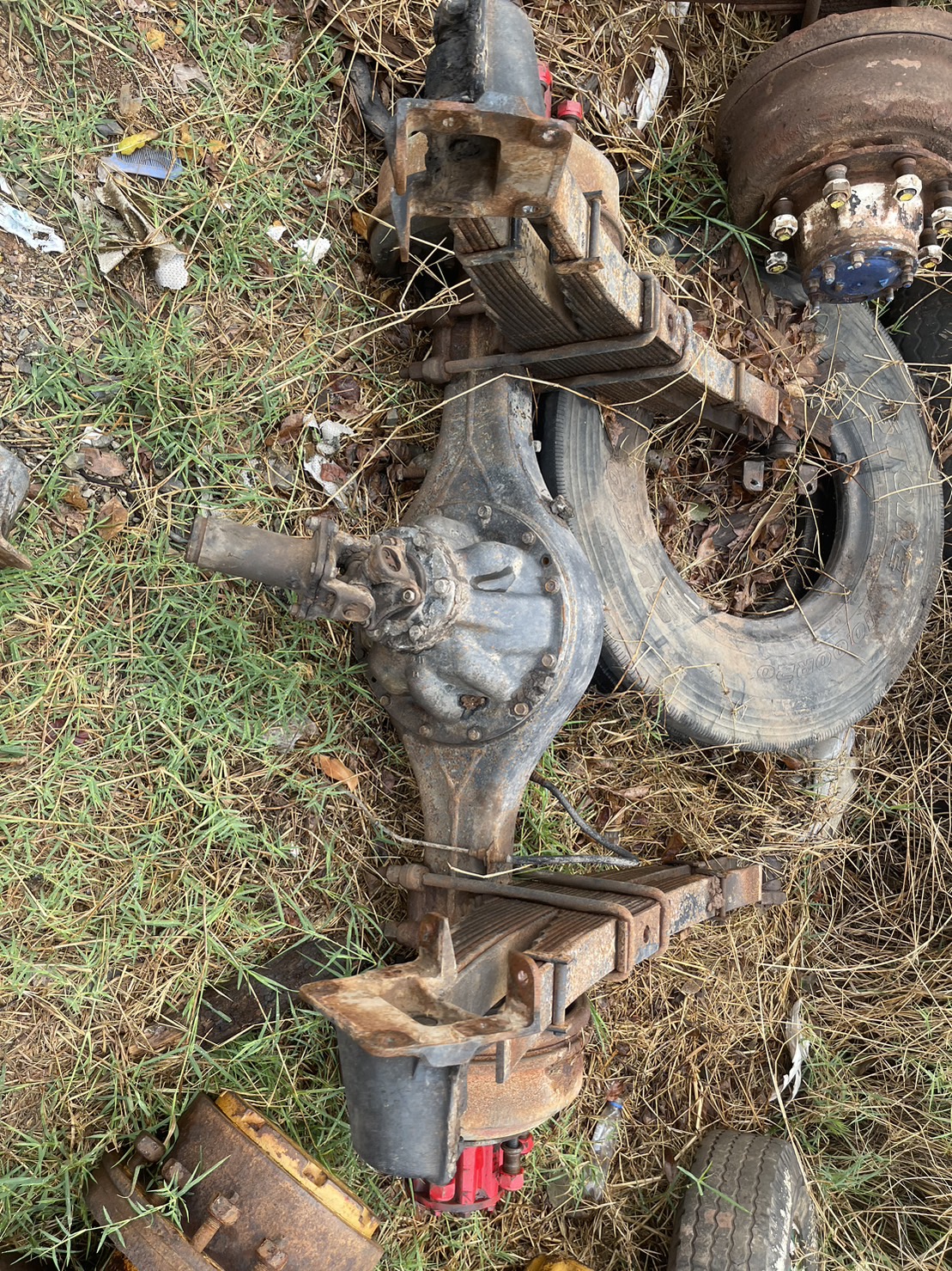 เพลา หกล้อ 6 น็อต มิตชู เฟื่อง 6-34 26000 บาท พร้อมแหนบ   พร้อมใช้งาน