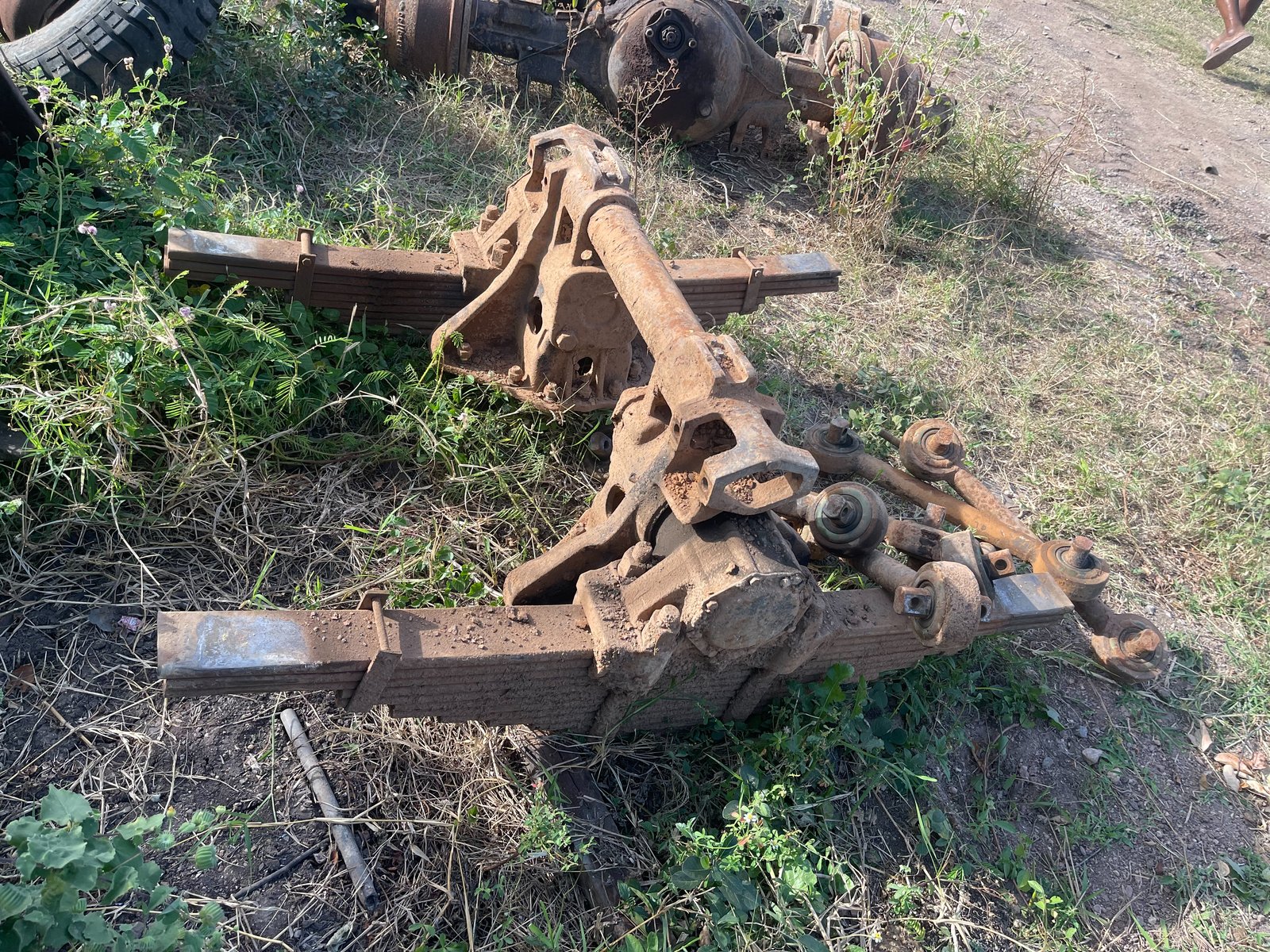 แท่นโบกี้แหนบ มิตชู เทอร์โบ 28000 บาท พร้อมแขนลูกหมาก