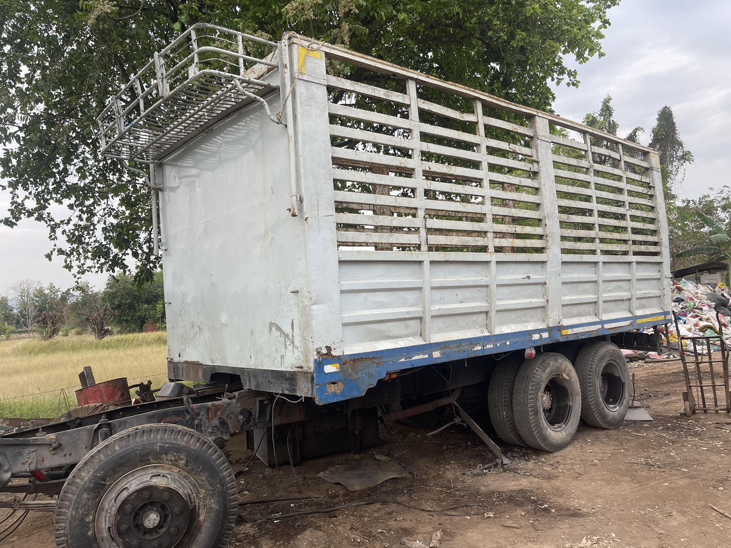 กระบะ เหล็กหนา ISUZU ร็อกกี้ 46000 บาทพร้อมใช้งาน