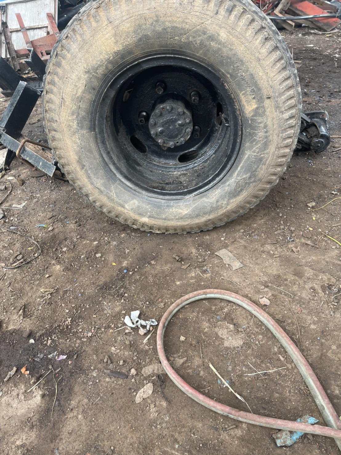 เพลา ISUZU NPR110 16000บาท พร้อมแหนบ