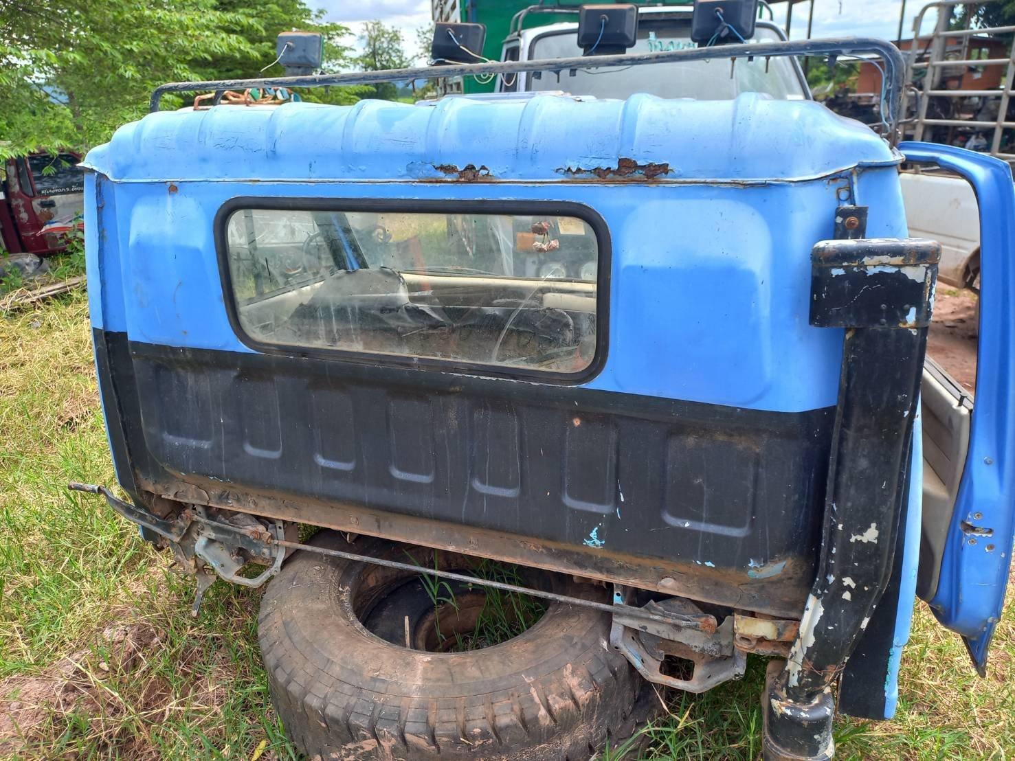 หัว ISUZU NPR 115 12000 บาท ตามสภาพ พร้อมอปกรณ์