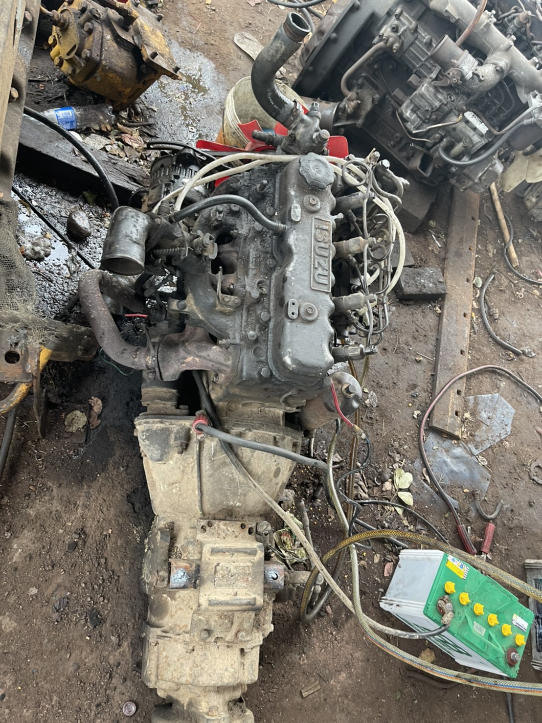 เครื่อง พร้อมเกียร์ C240 พร้อมใช้งาน