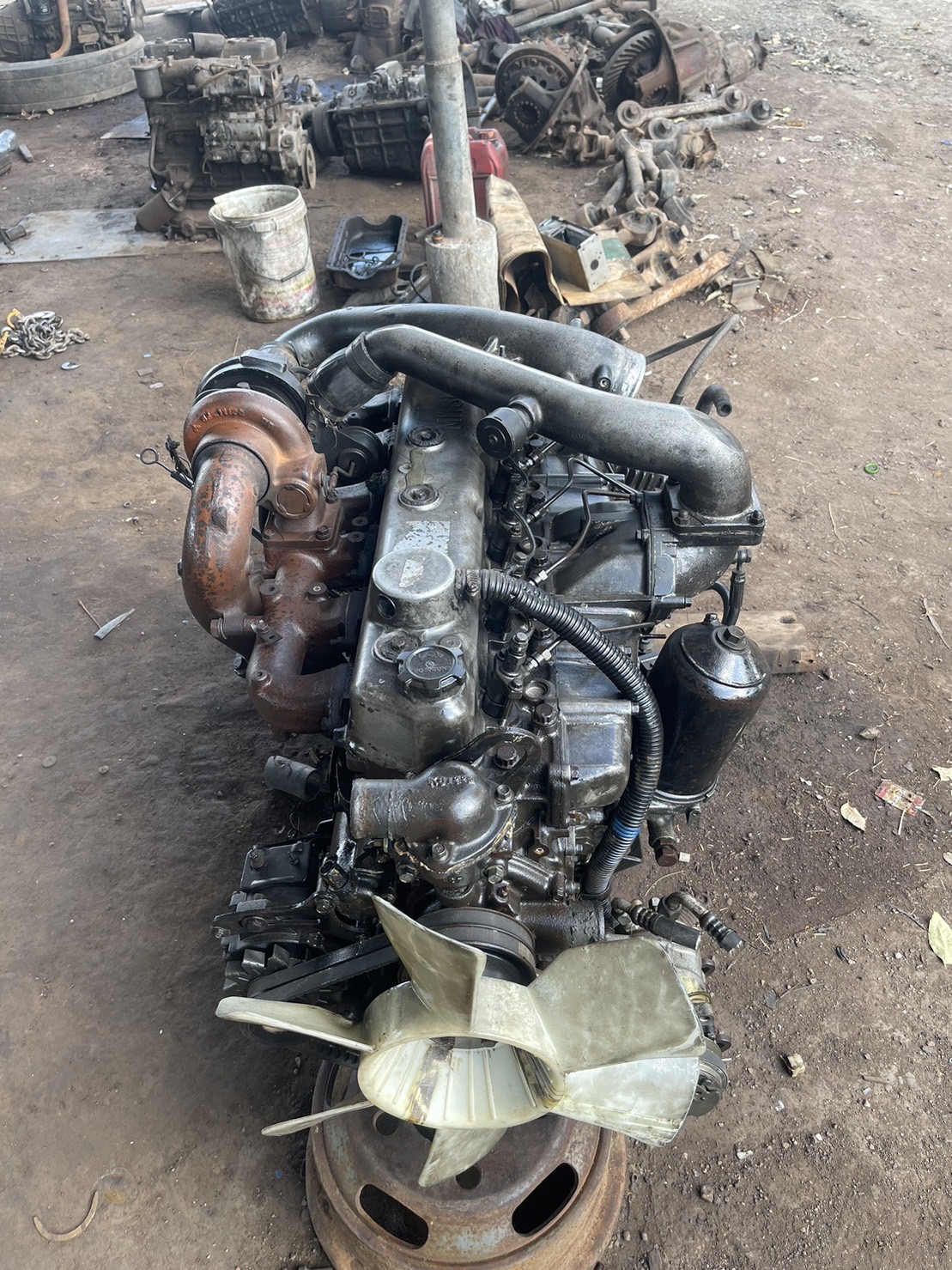 เครื่อง 6D16 TF 220 แรงม้า 78000 บาท พร้อมใช้งาน