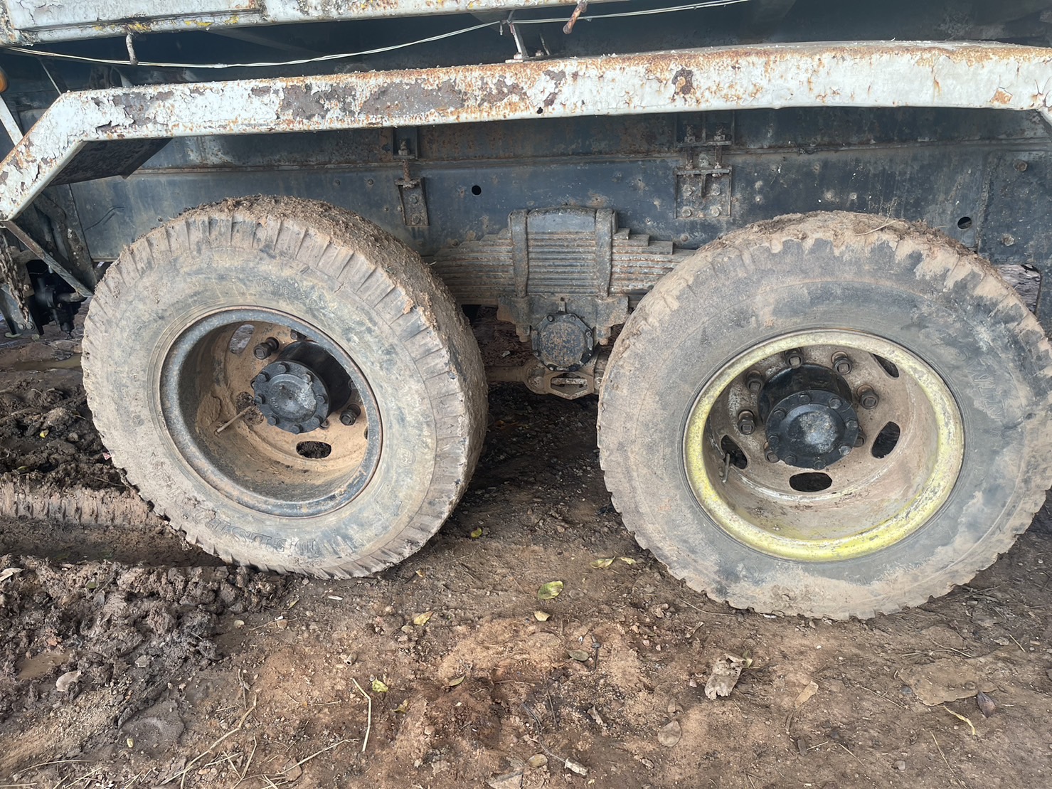 ชุด 2 เพลามิตชู 527 โบ 75000 บาท