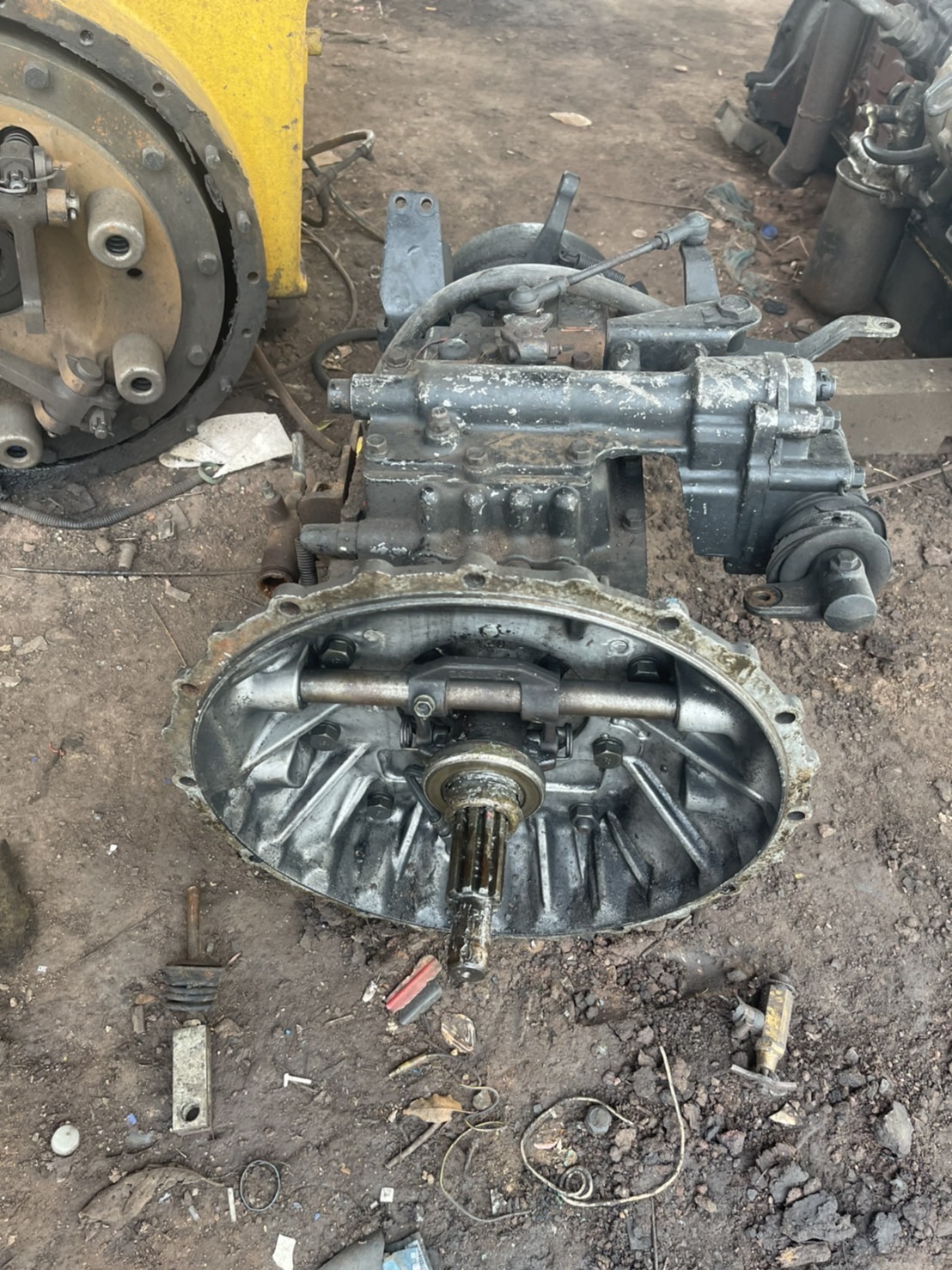 เกียร์ ISUZU ROCK 7 เกียร์ถอย