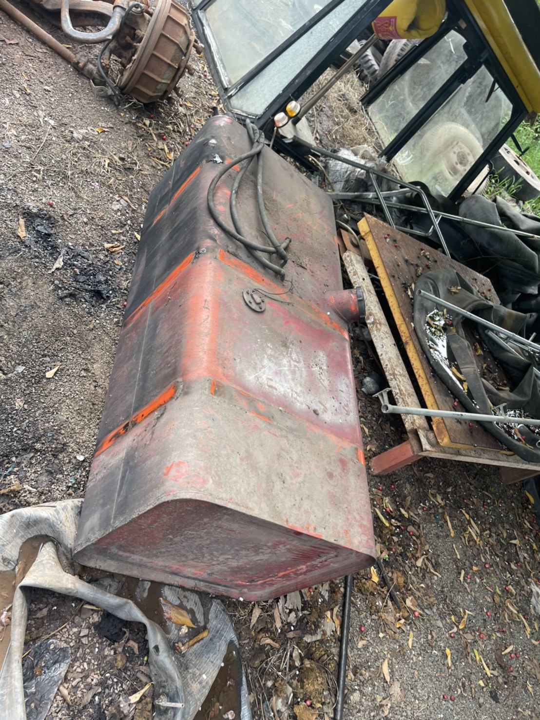 ถังน้ำมันร็อกกี้ 420ลิตร