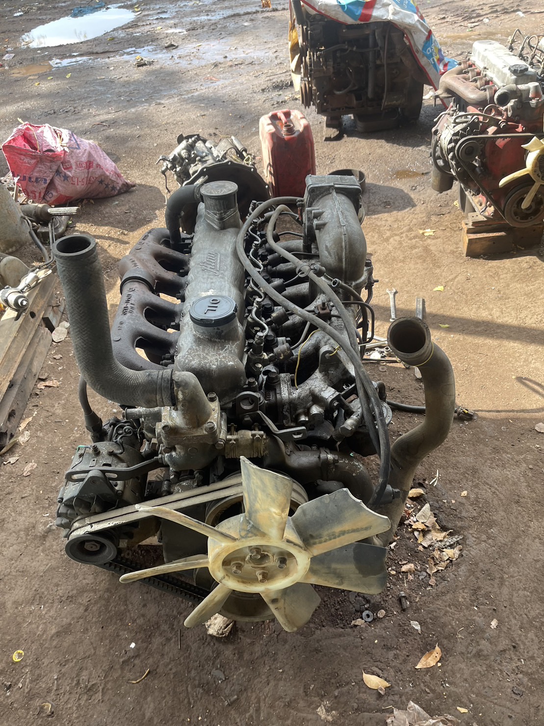 เครื่อง HINO EH700 168 แรงม้า 40000 บาท พร้อมใช้งาน