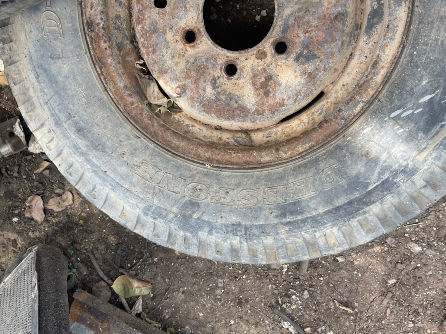 ยางพร้อมกระทะ 6.50-14 1คู่