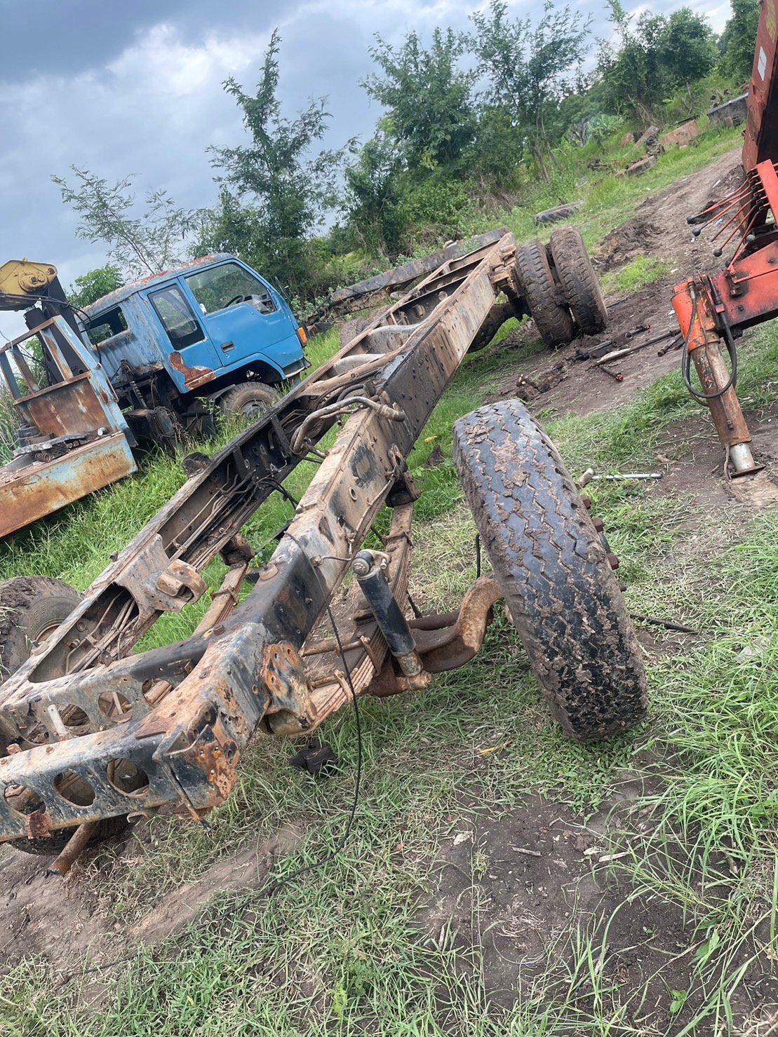 แยกอะไหล่ช่วงล่าง คัสชี 6 ล้อ HINO FF3H ราคาเบาๆ