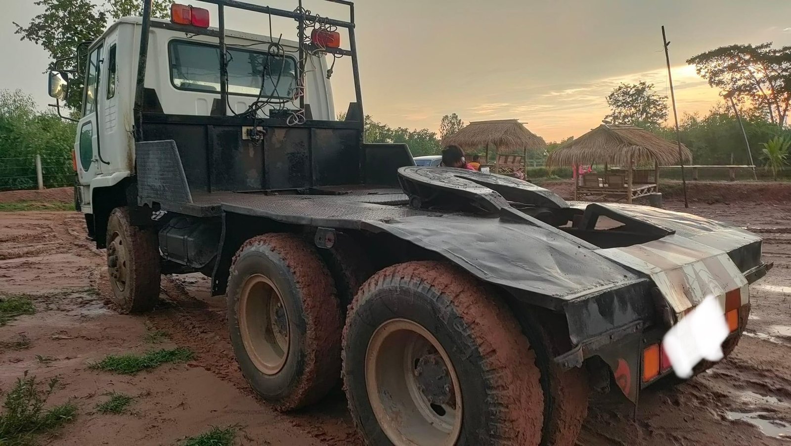 แยกอะไหล่ หัวลาก NISSAN  CW66GT 370 แรง  RE10 2เพลา เบรคแห้ง ราคาเบาๆ