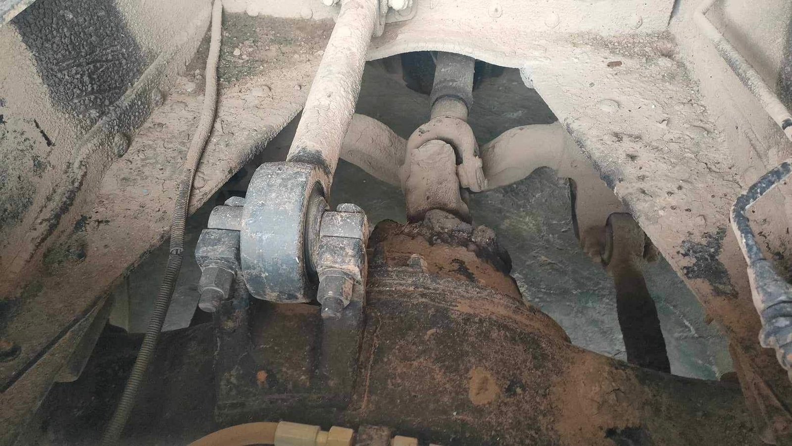 แยกอะไหล่ หัวลาก NISSAN  CW66GT 370 แรง  RE10 2เพลา เบรคแห้ง ราคาเบาๆ