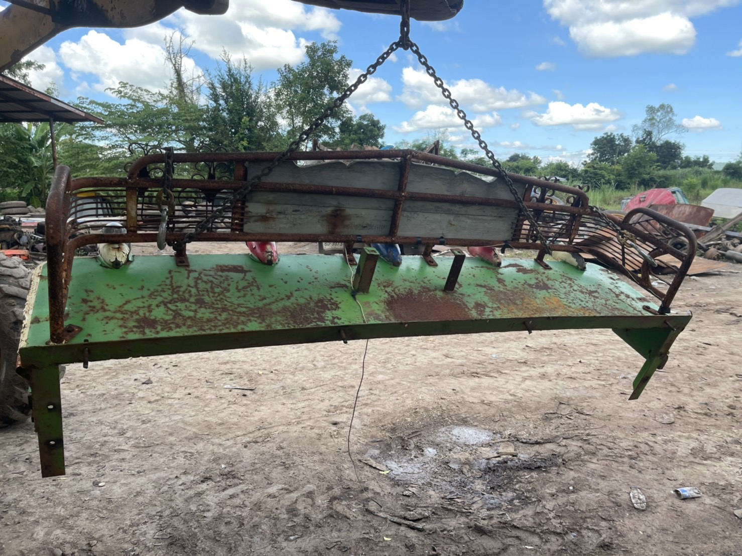 ตระกร้า 6 ล้อ2000 บาท