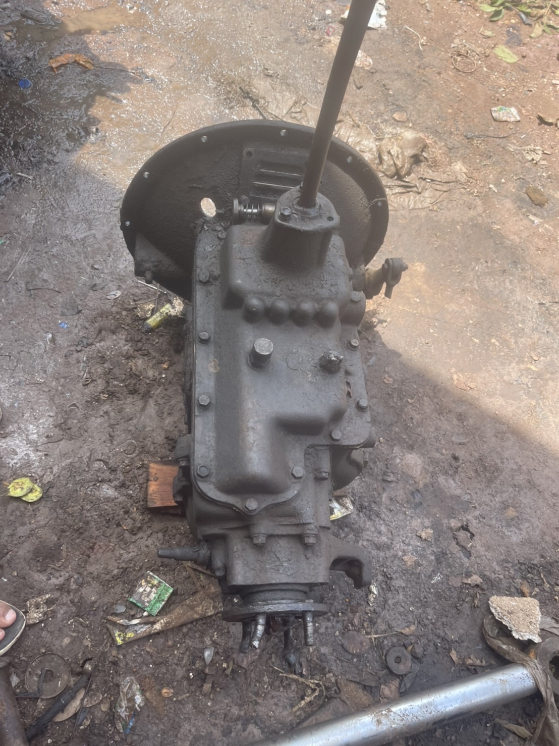 เกียร์ ISUZU หัวยาว 8500 บาท พร้อมใช้งาน