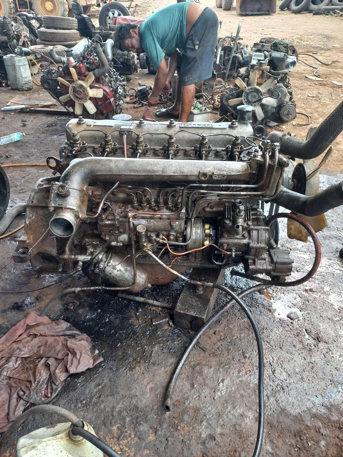 เครื่อง ISUZU 6BF1 170 แรง ปั้มลม 49000 บาท