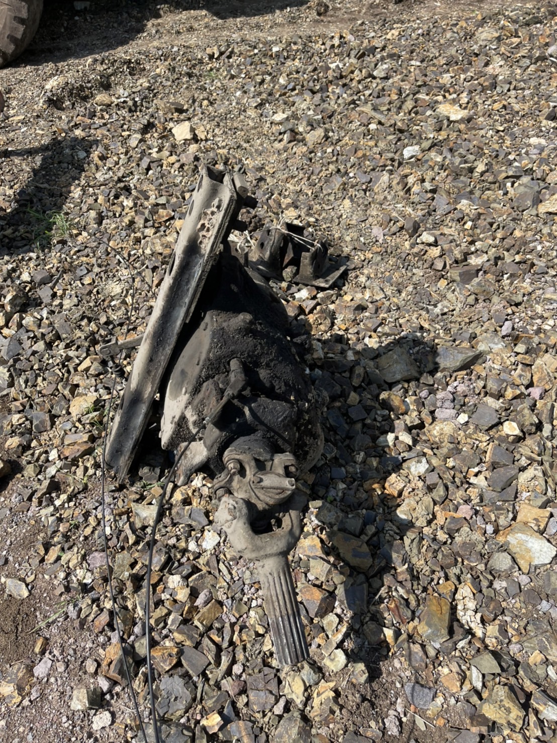 สโล HINO F18 พร้อมแท่น