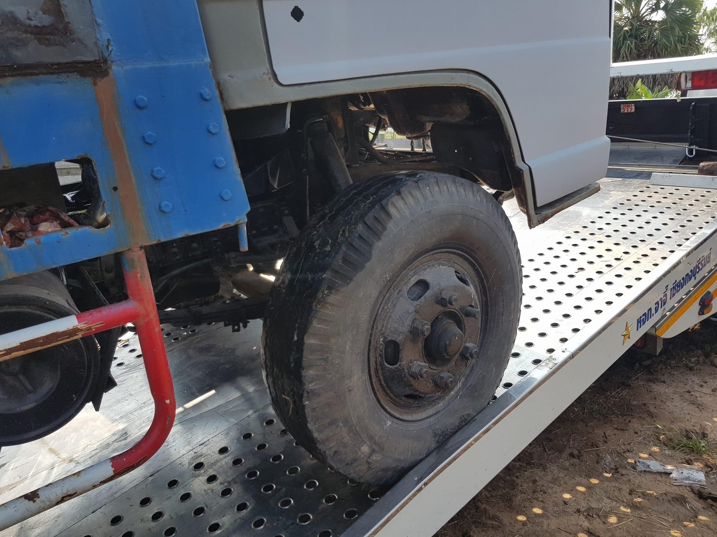 แยกอะไหล่ ISUZU NPR115 แยกอะไหล่ ISUZU NPR115