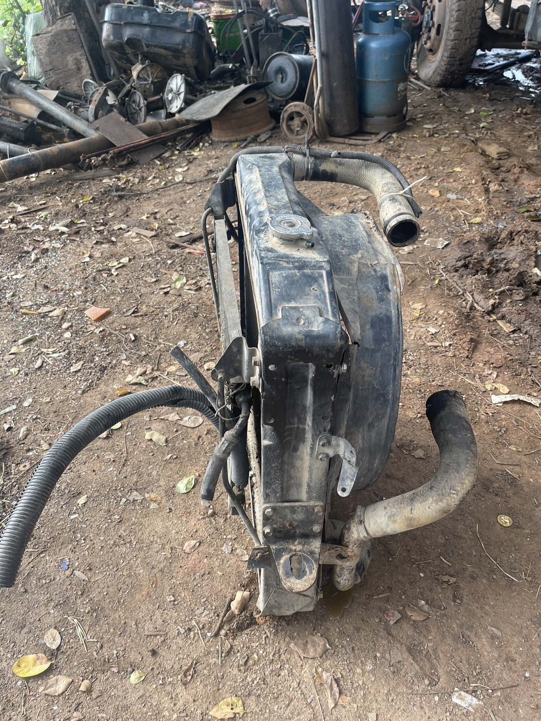 หม้อน้ำ 527 โบ 6500 บาท พร้อมใช้งาน