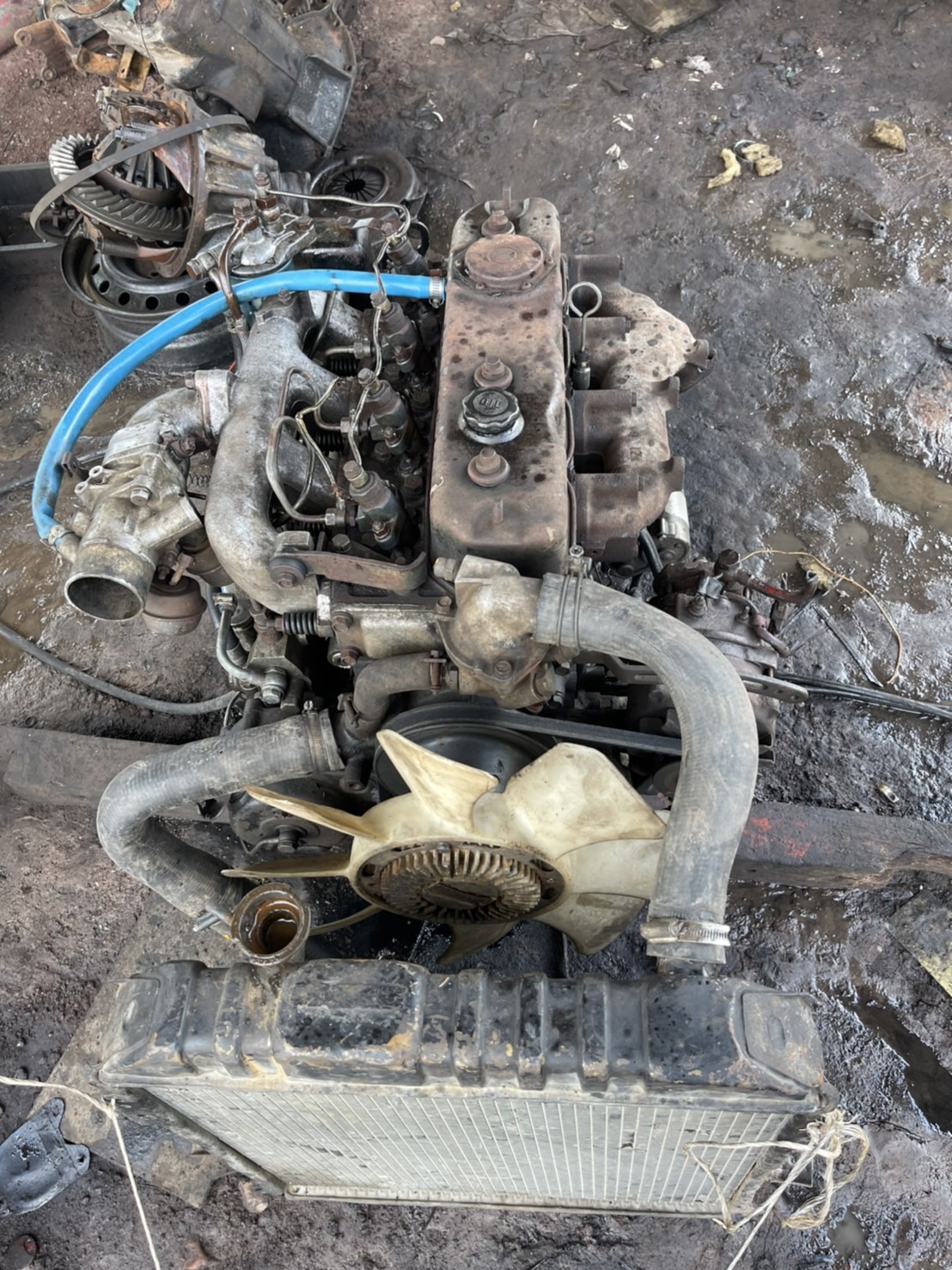 เครื่อง ISUZU 100 แรง 4BC2 พร้อมใช้งาน