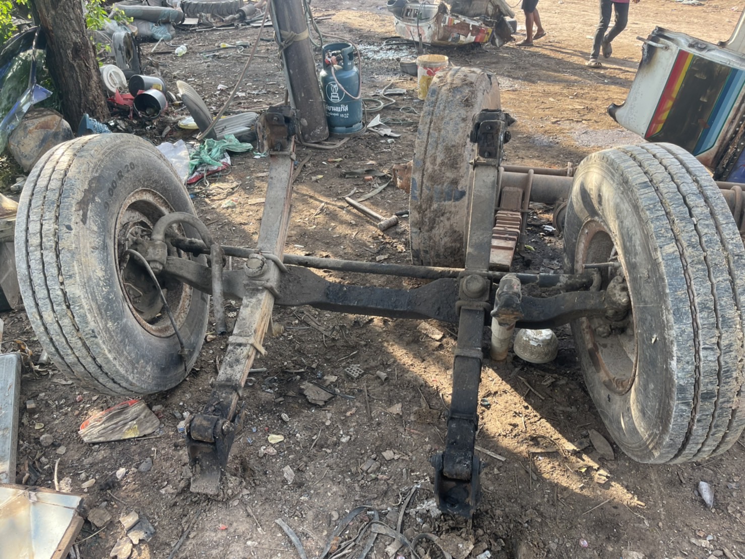 คานหน้า พร้อมแหนบ HINO สดือแหนบ 31 นิ้ว