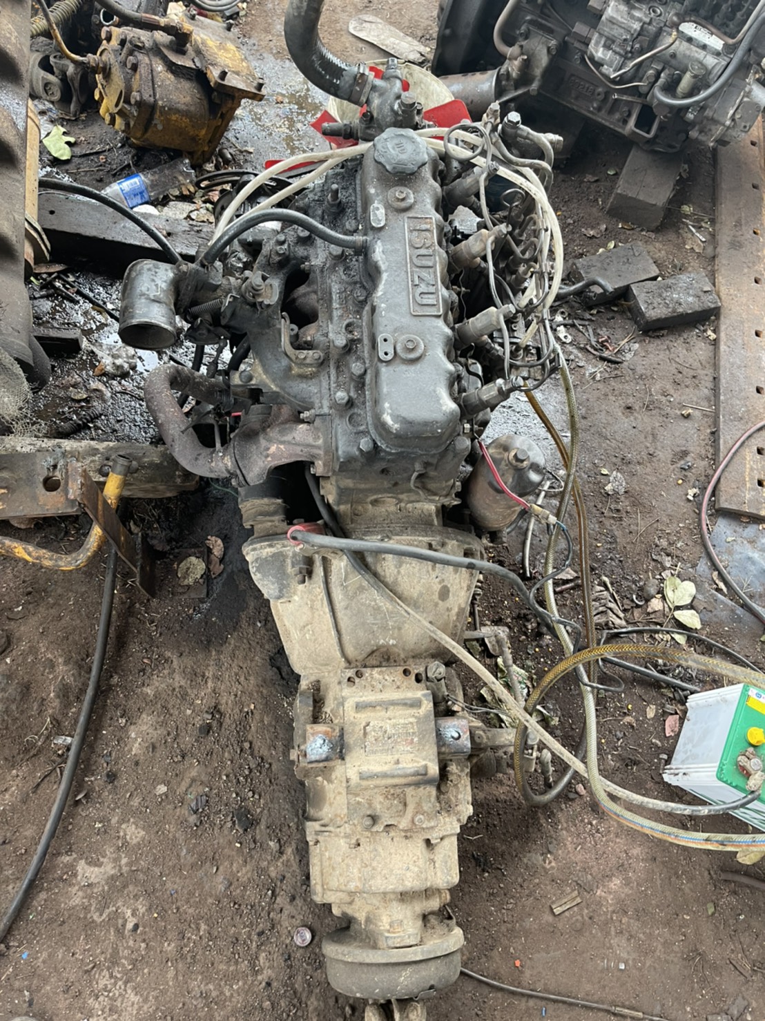 เครื่อง พร้อมเกียร์ C240 พร้อมใช้งาน