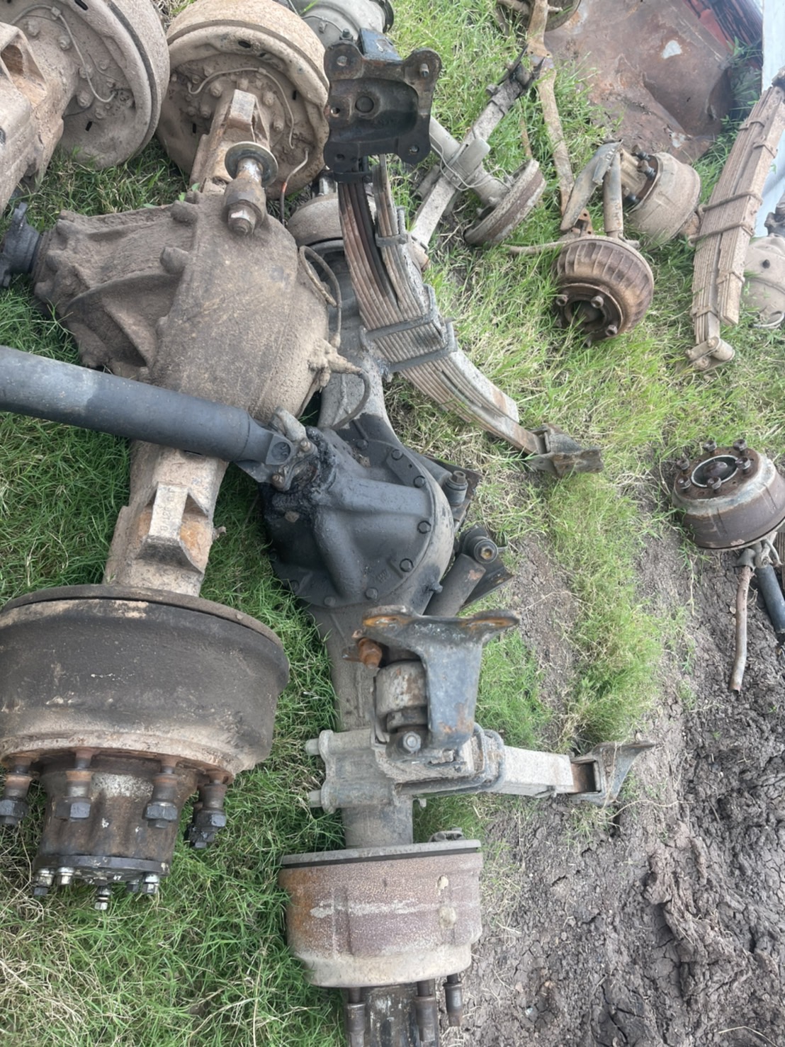 เพลา F Hino 20000 บาท พร้อมแหนบ