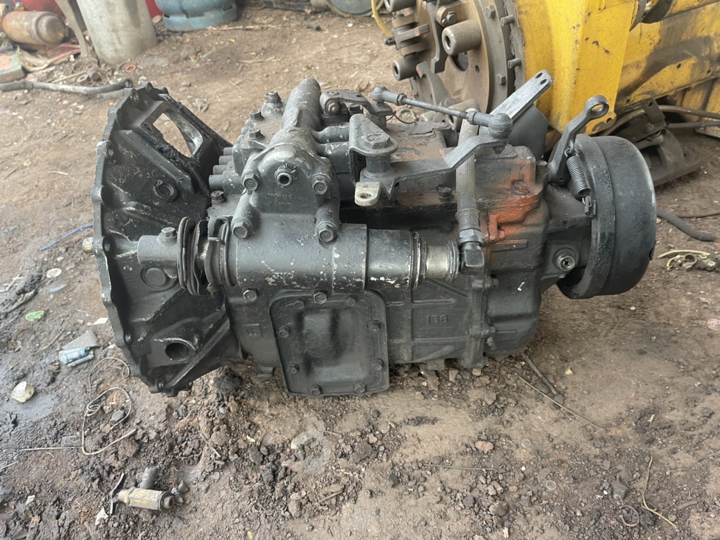 เกียร์ ISUZU ร็อกกี้ 7 เกียร์ถอย พร้อมใช้งาน 26000 บาท