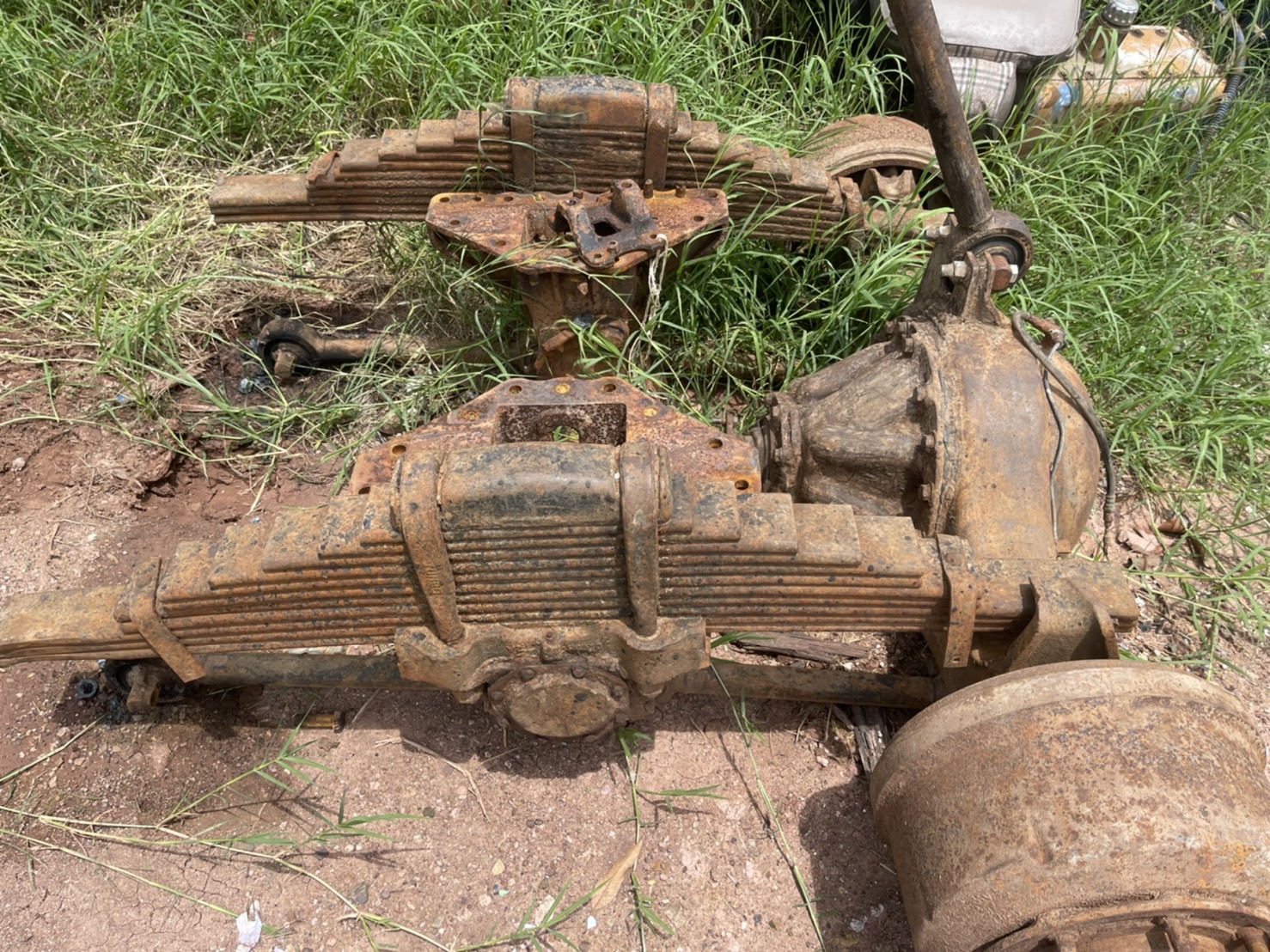 แท่น โบกี้ และ เพลาลูกหลัง ฟูโซ่ แท่น โบกี้ และ เพลาลูกหลัง ฟูโซ่