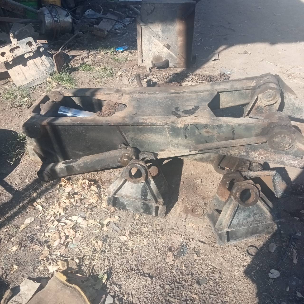 ชุดกระบอกดั้ม โคราช 25000 บาท พร้อมปั้มปั่น ถังน้ำมัน