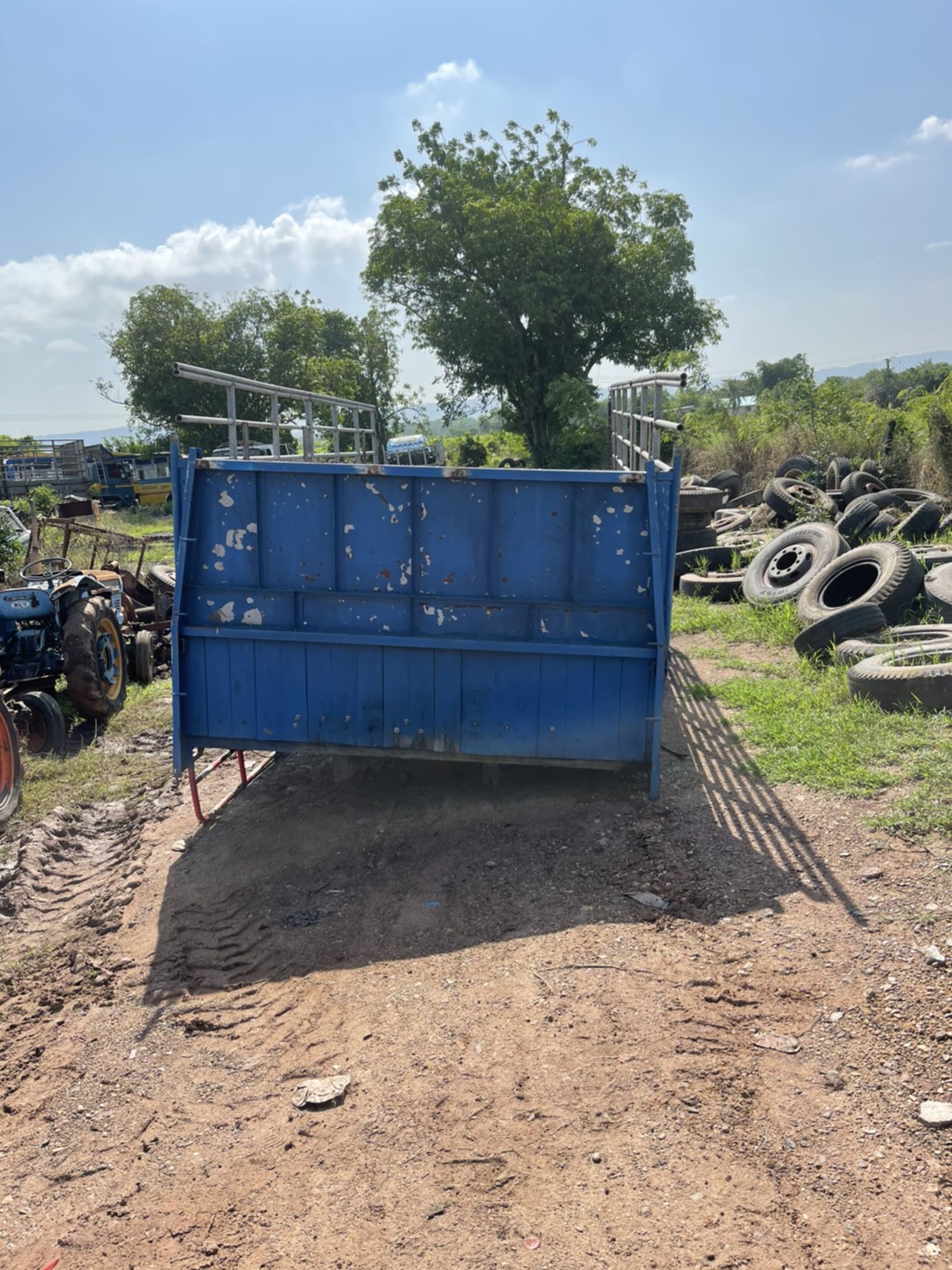 กระบ 6 ล้อพร้อมใช้งาน