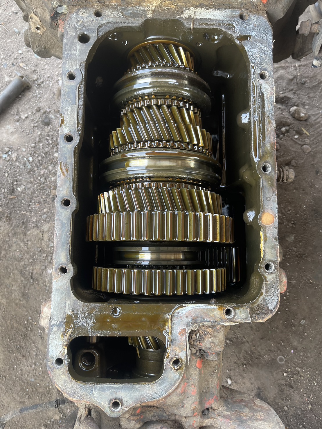 เกียร์ ISUZU ร็อกกี้ 7 เกียร์ถอย 7 รอบ2 25000 บาท พร้อมใช้งาน