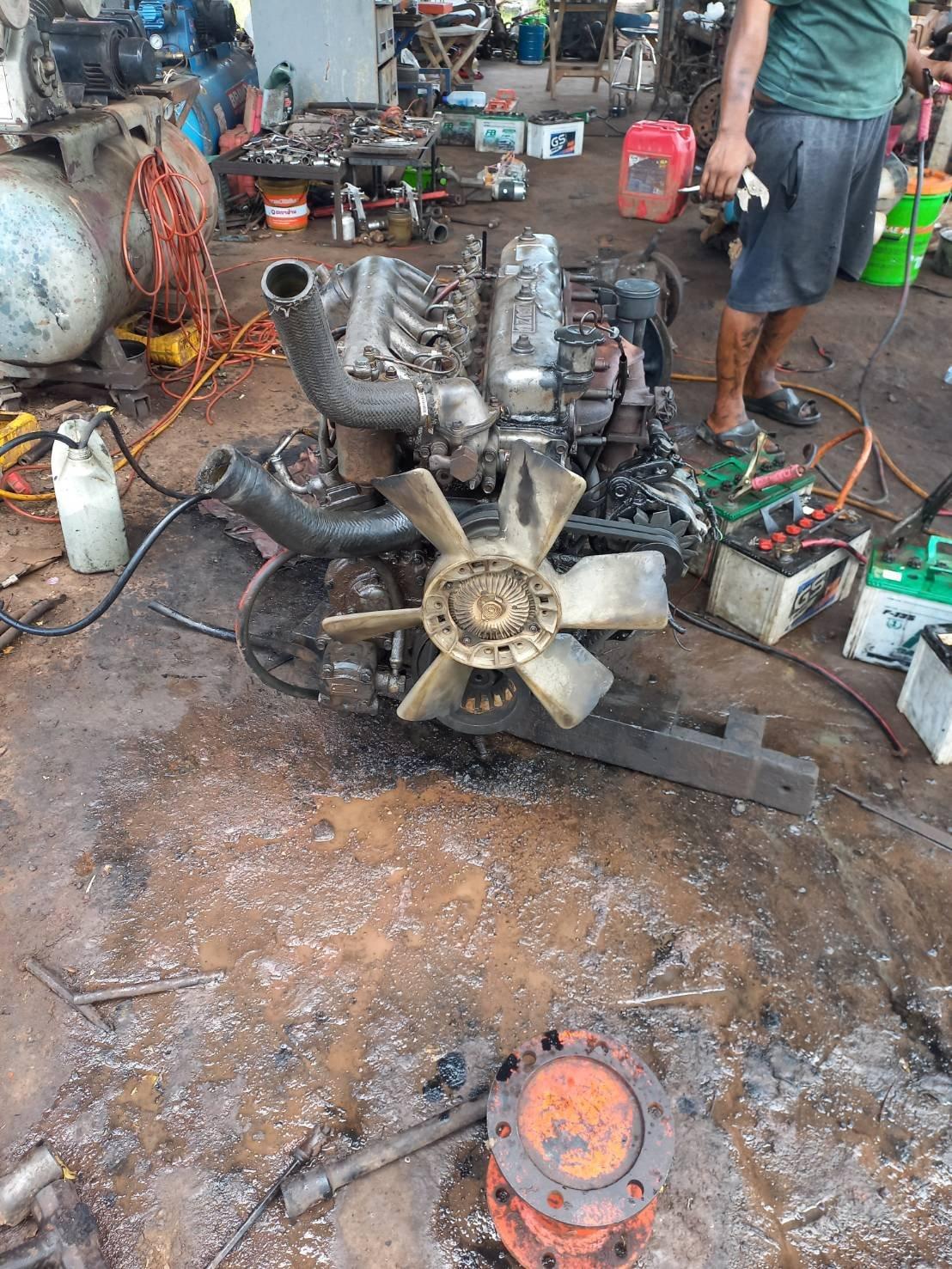 เครื่อง ISUZU 6BF1 170 แรง ปั้มลม 49000 บาท