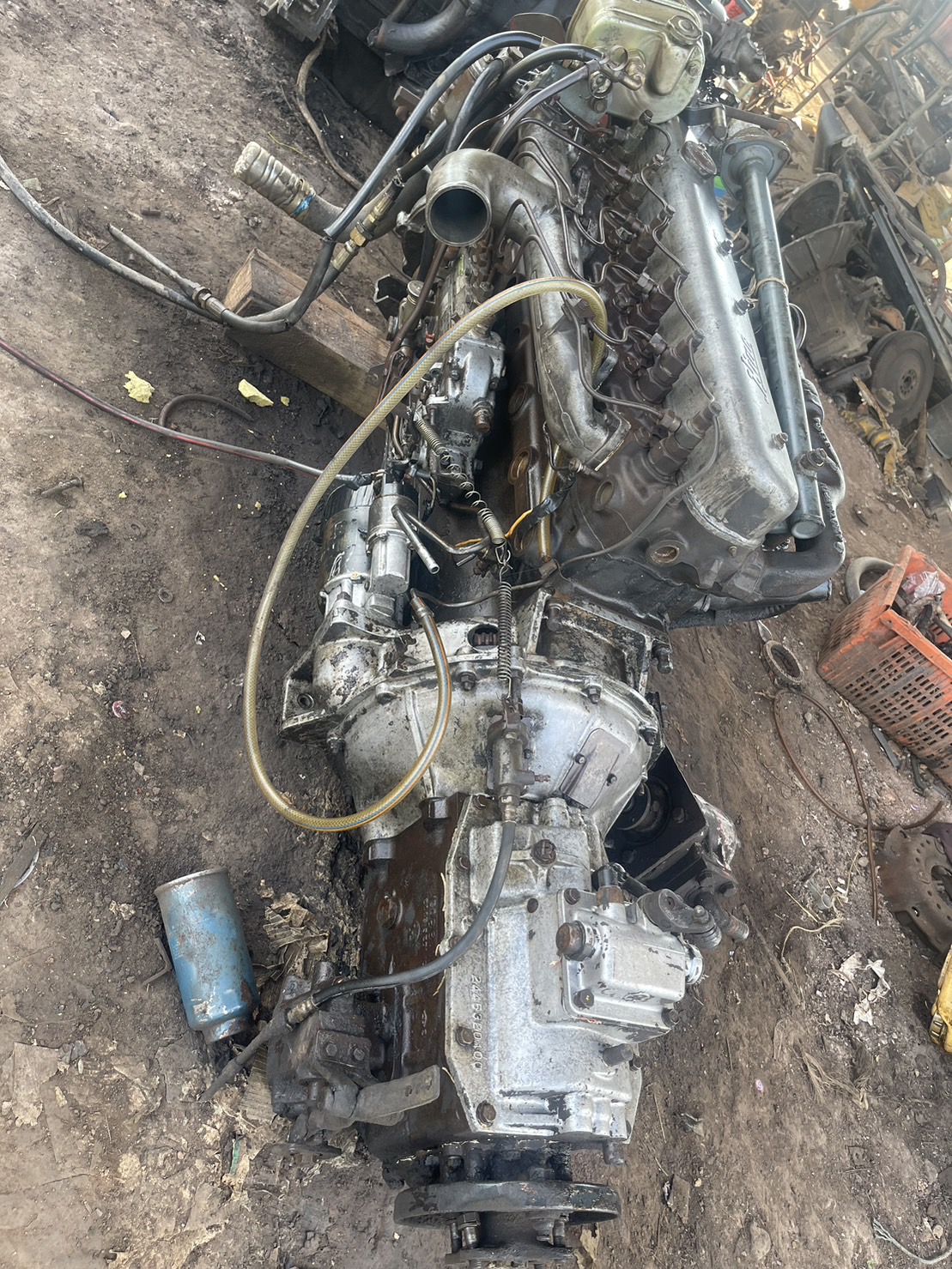 เครื่อง HINO EC100 145แรงม้า 35000 บาท พร้อมเกียร์