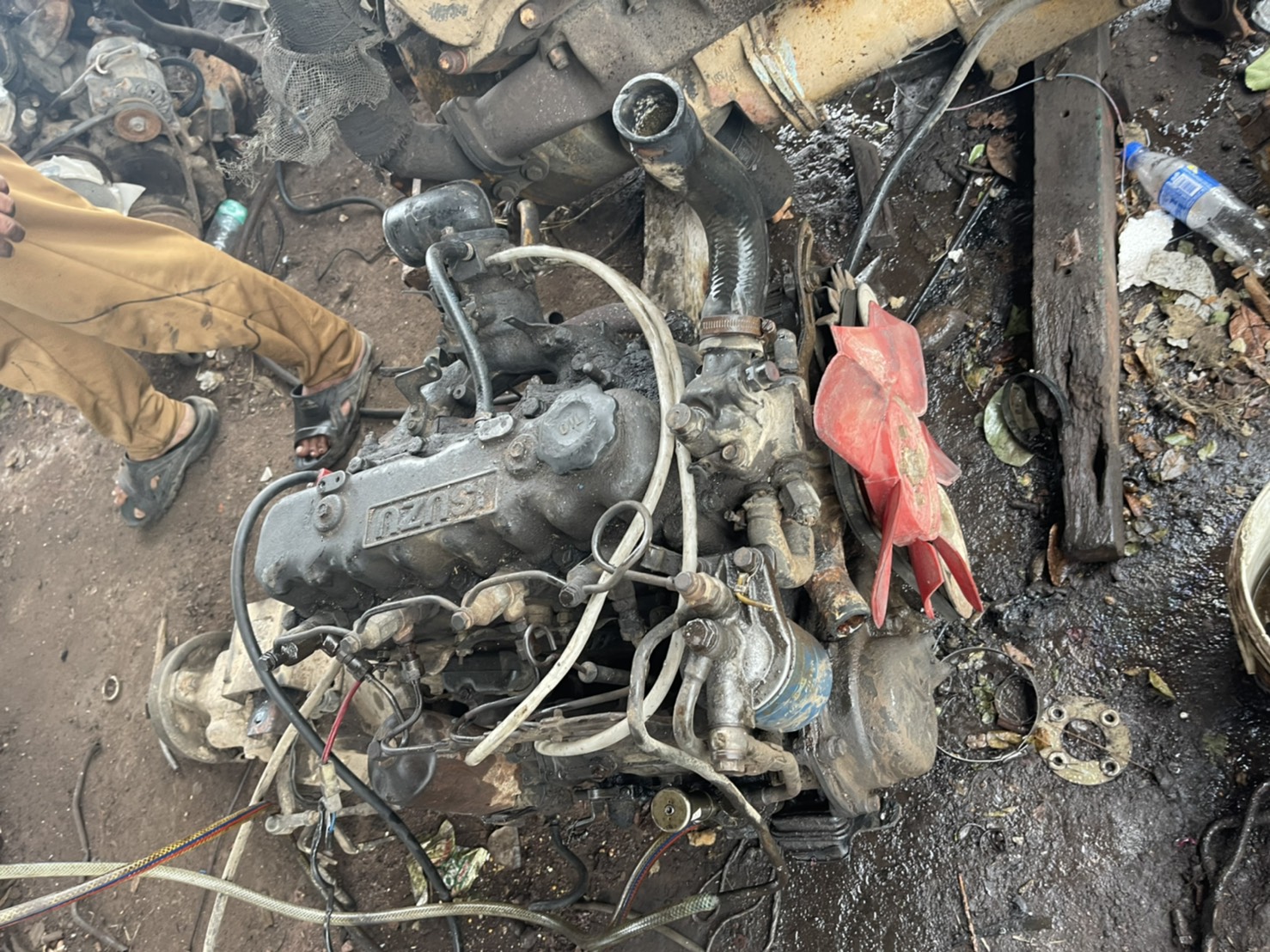 เครื่อง พร้อมเกียร์ C240 พร้อมใช้งาน