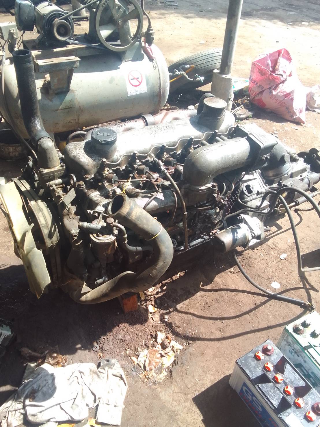 เครื่อง HINO EH700 พร้อมเกียร์ 55000 บาท พร้อมใช้งาน