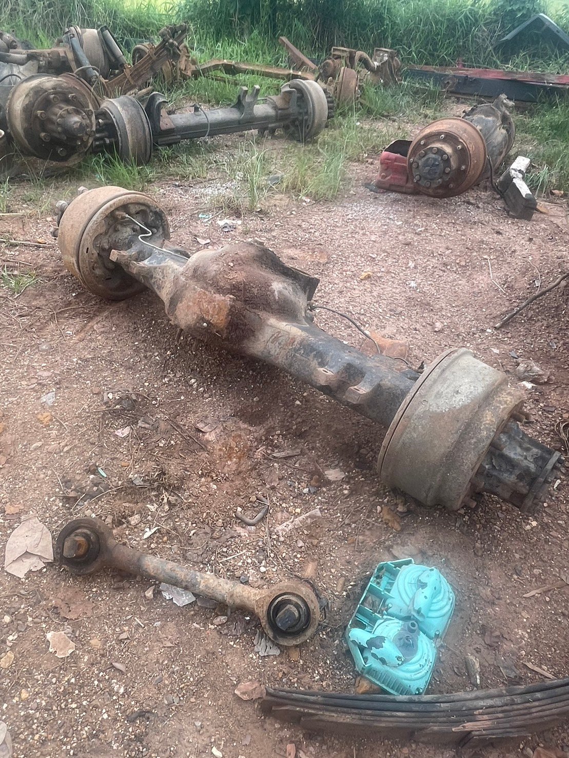 เสื้อเพลา ลูกหน้า HINO F18  16000 บาท พร้อมใช้งาน