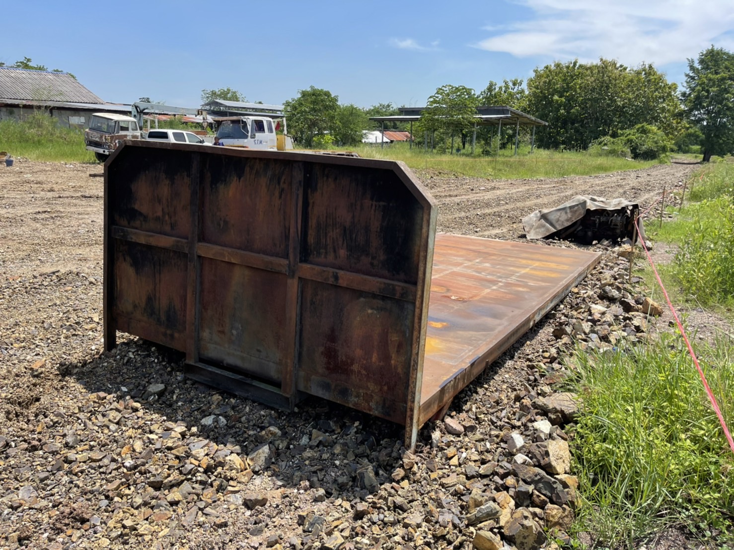 พื้นเรียบ คัสชีกว้าง86 ชม กว้าง 245 ชม ยาว 610ชม 45000 บาท พร้อมใช้งาน พื้นเรียบ คัสชีกว้าง86 ชม กว้าง 245 ชม ยาว 610ชม 45000 บาท พร้อมใช้งาน