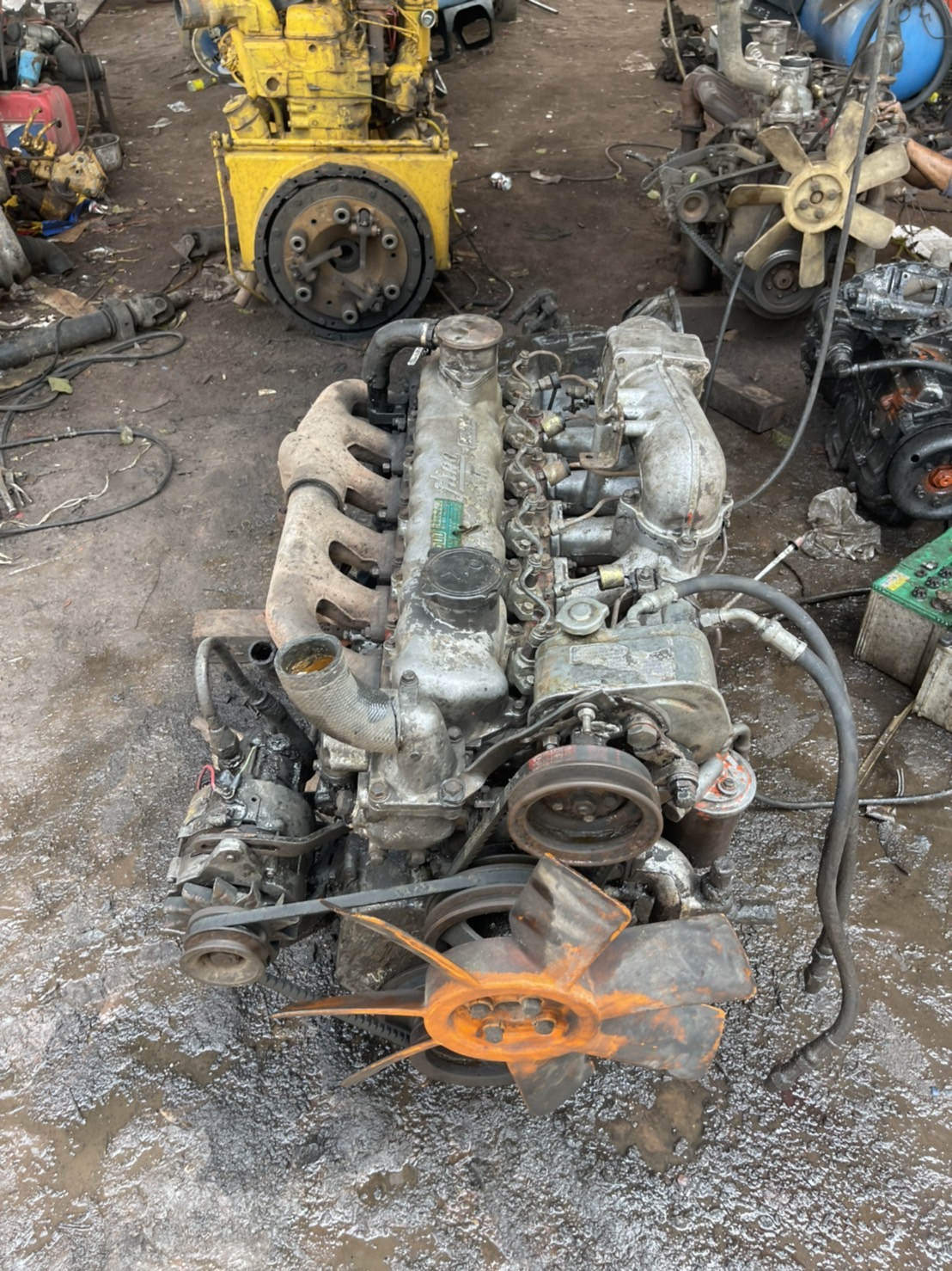 เครื่อง HINO EH500 160แรง