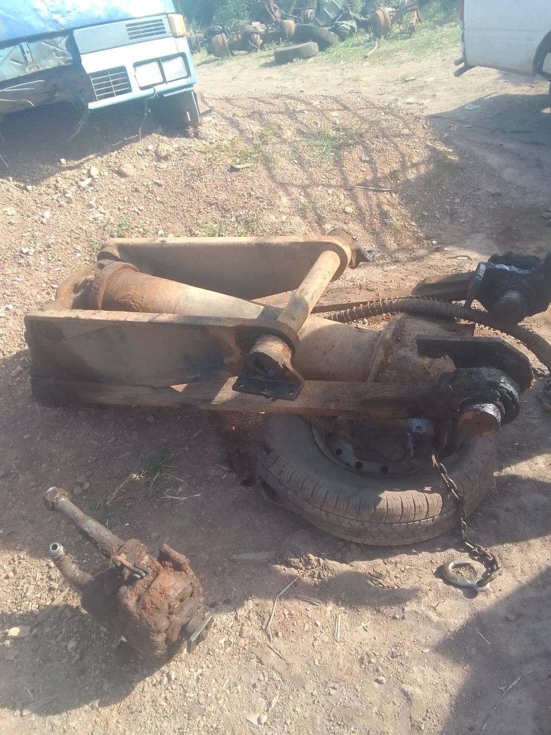 ชุดดั้ม 10 ล้อ พร้อมอุปกรณ์ 18000 บาท พร้อมใช้งาน