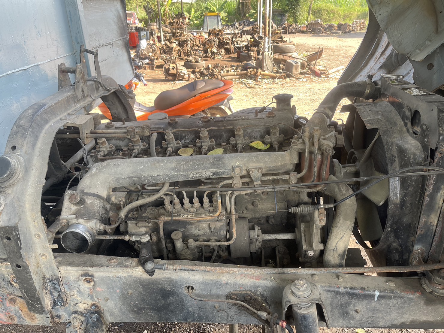 เครื่อง ISUZU 6BD1 165 แรงม้า 48000 บาทพร้อมใช้งาน